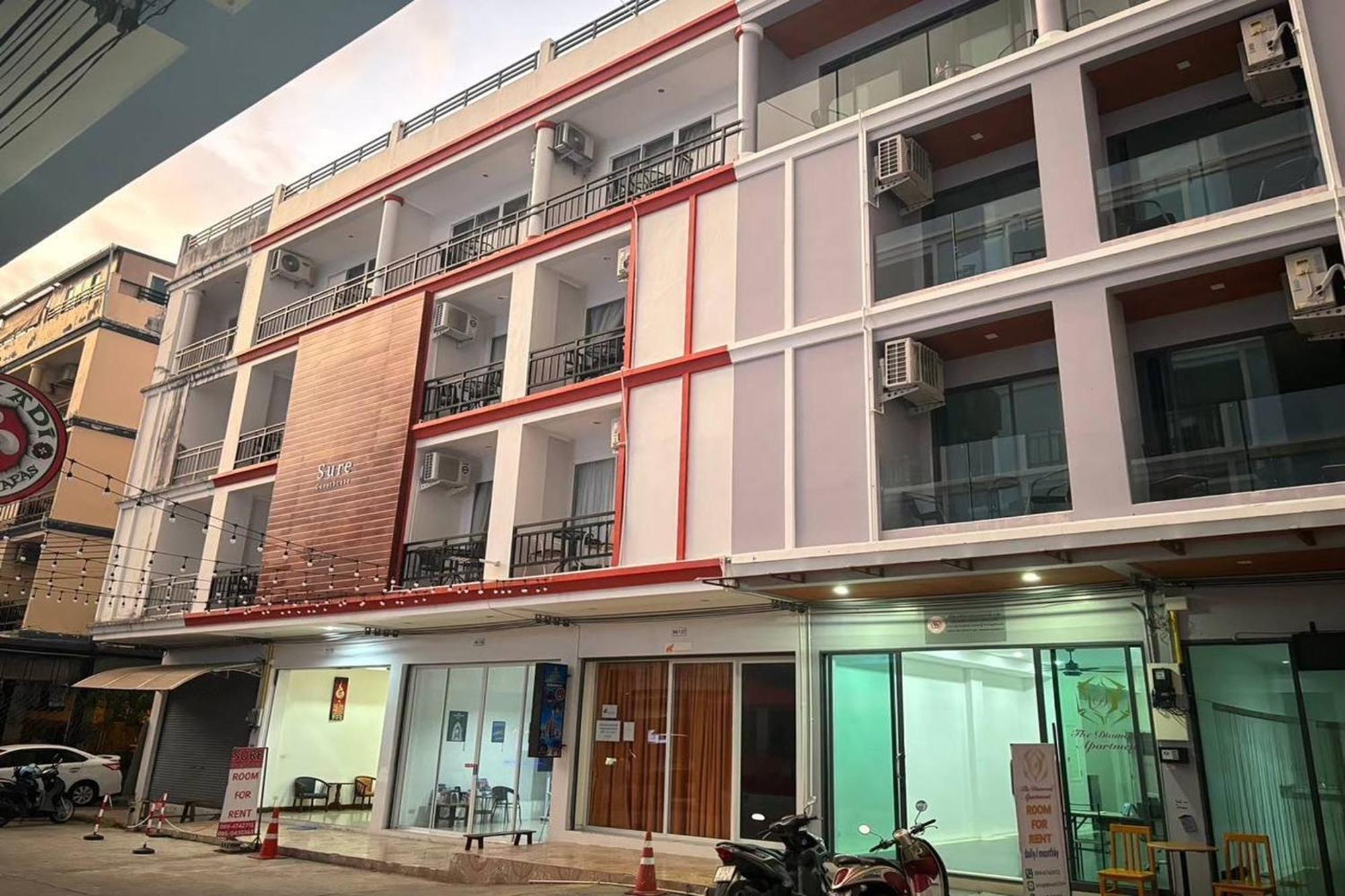 Praew Mansion Hotel Kamala Beach Exterior photo